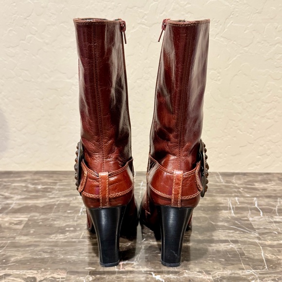 Baci Rebecca Leather Medallion Boots - Picture 9 of 13